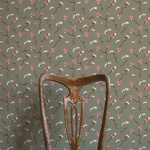 Olivia Muddy Green Wallpaper
